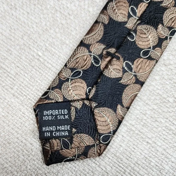 Jos. A. Bank Signature Collection Silk Tie - Brown & Black Leaf Pattern 3.5" - Picture 9 of 10